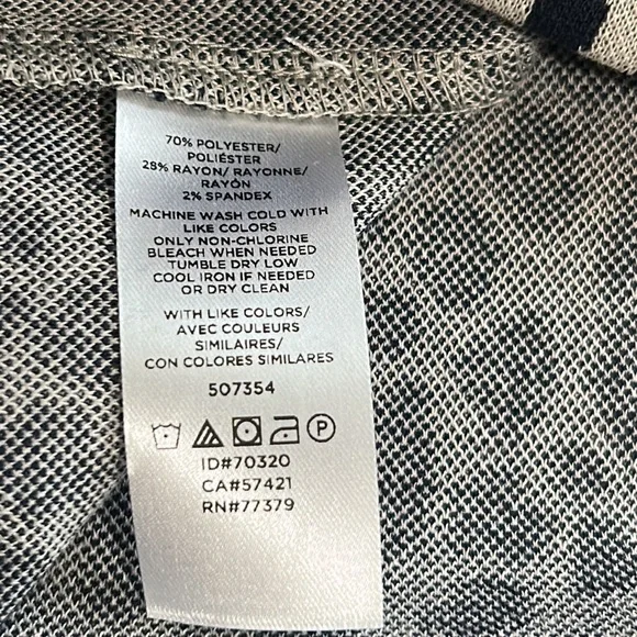 Ann Taylor, Tan & Black Animal Print, Mock Turtleneck, 3/4 Sleeve Top, Medium - Picture 6 of 8